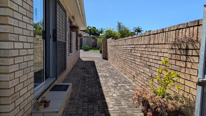 3 Bedroom Property for Sale in Denver Park Western Cape